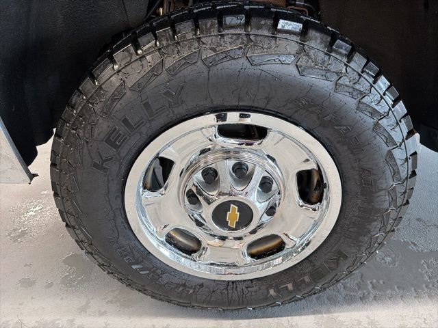 Used 2019 Chevrolet Silverado 2500 W/T AWD/4WD image 9