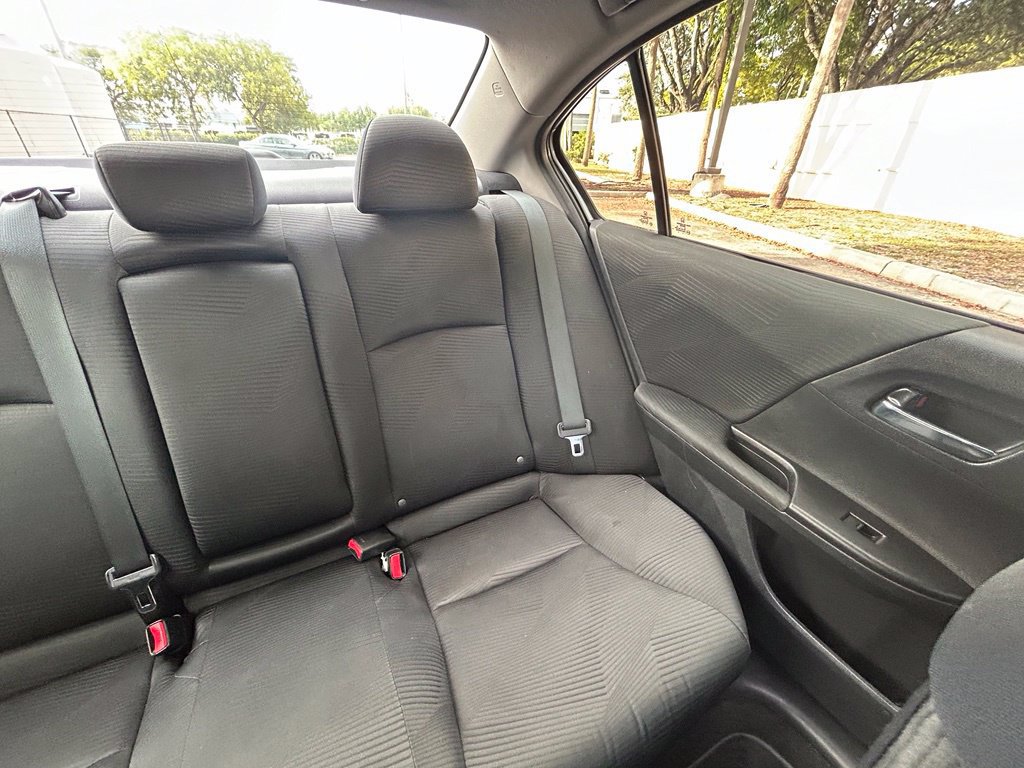 Used 2016 Honda Accord LX image 14