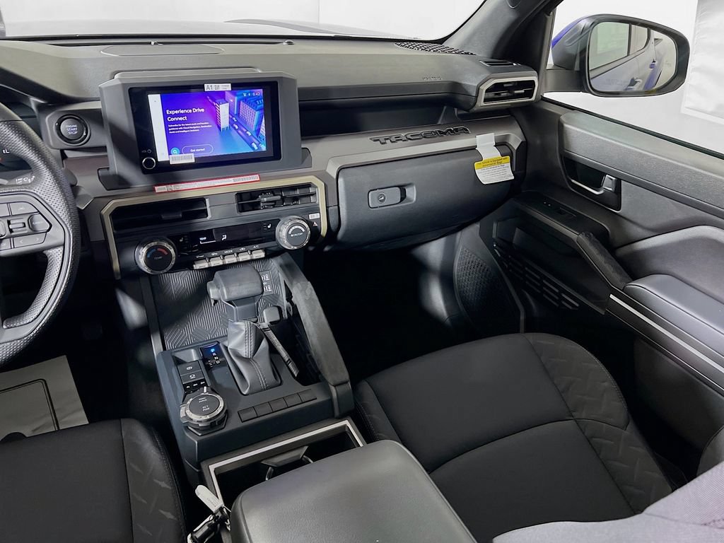 Certified 2025 Toyota Tacoma SR5 AWD/4WD image 20