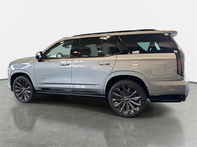 Used 2025 Cadillac Escalade V image 3