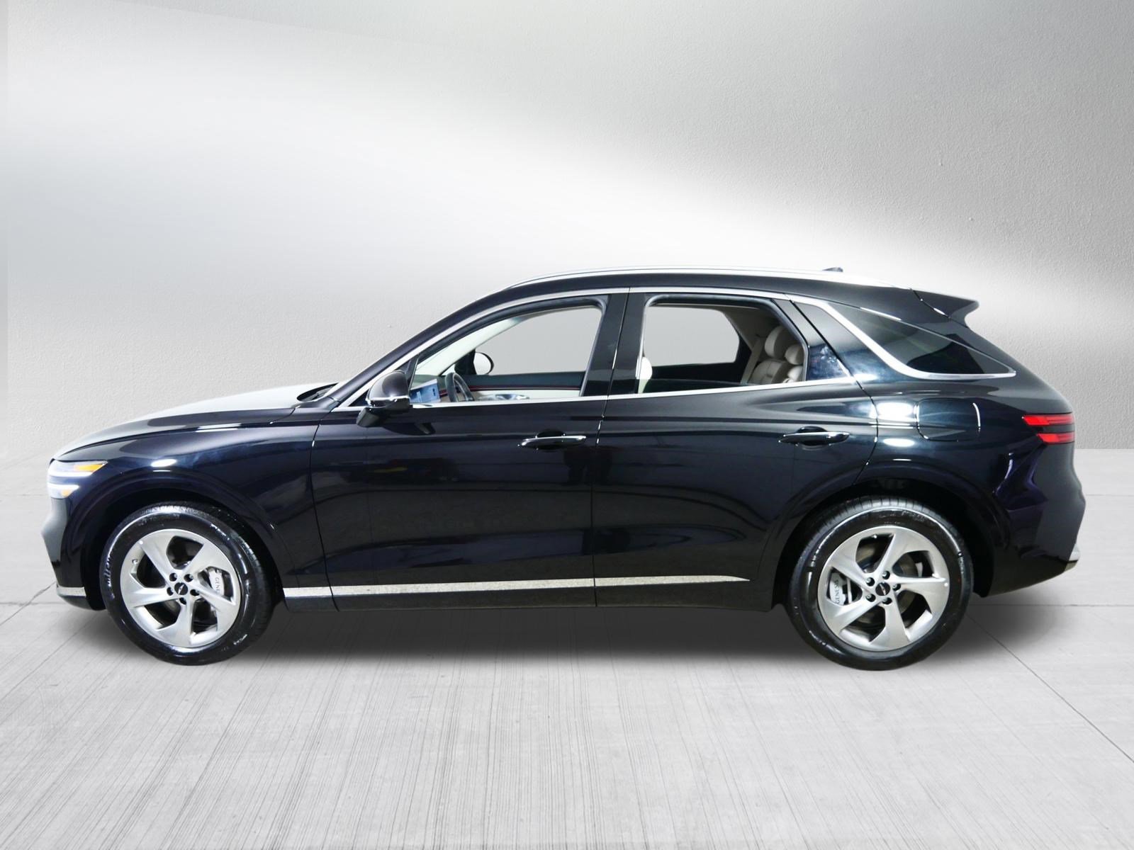 Certified 2026 Genesis GV70 2.5T AWD/4WD image 4