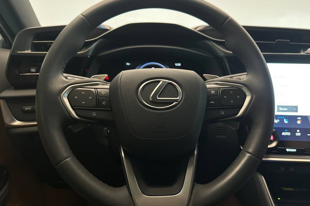 Used 2023 Lexus RZ 450e Premium w/ Technology Package AWD/4WD image 23