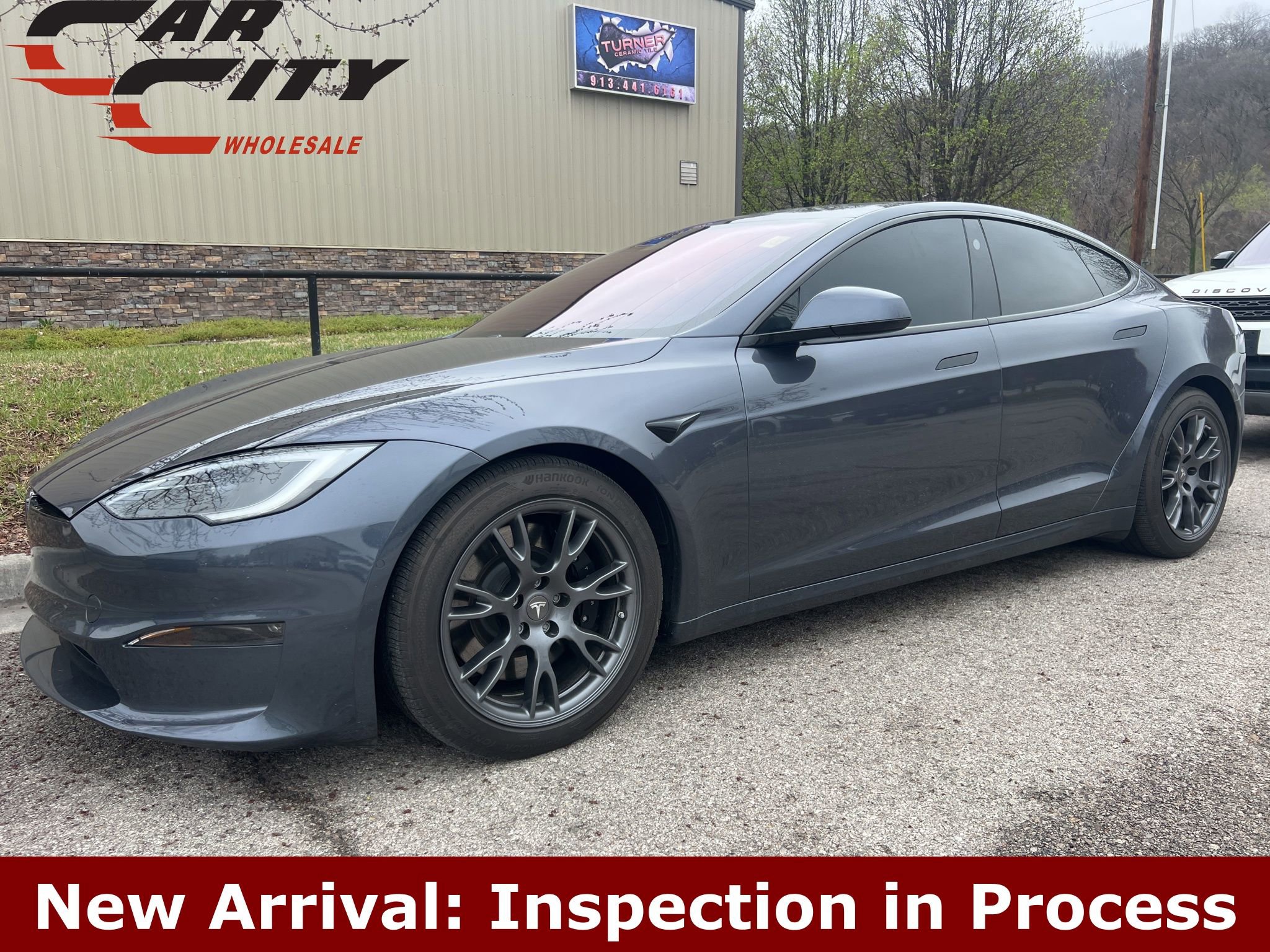 Used 2022 Tesla Model S Plaid image 1