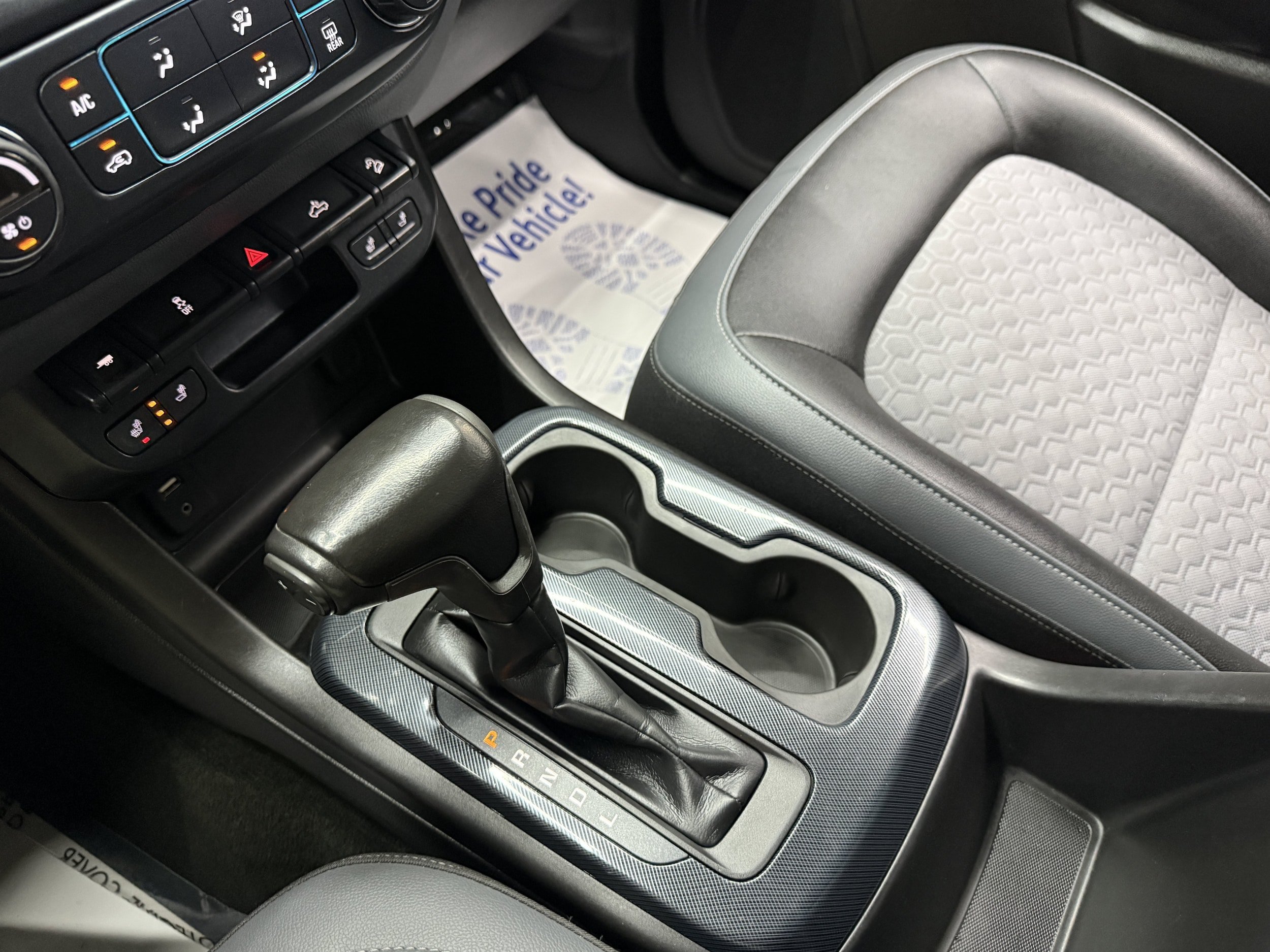 Used 2017 Chevrolet Colorado Z71 AWD/4WD image 16