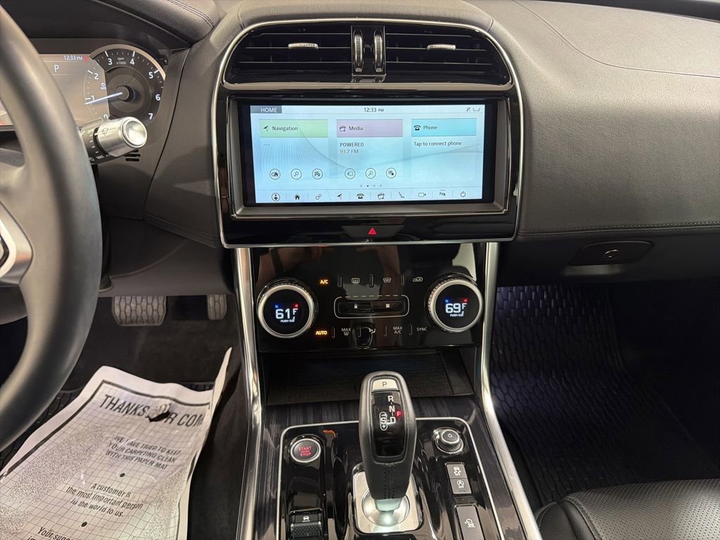 Used 2020 Jaguar XE S AWD/4WD image 16