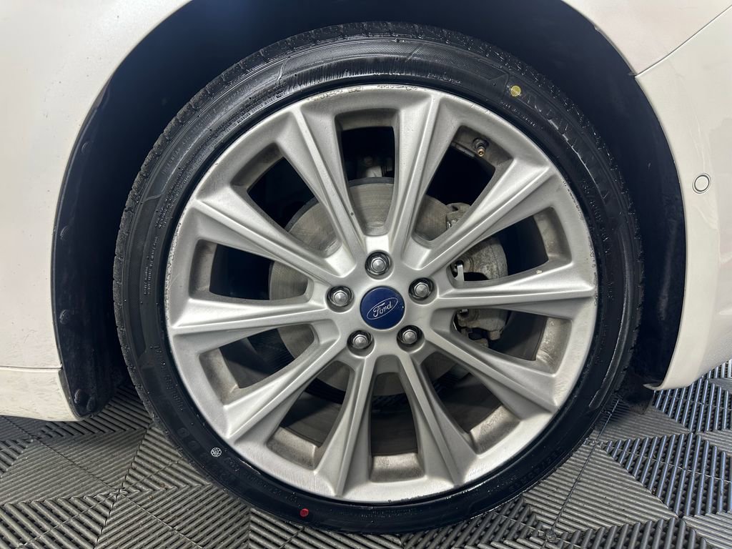 Used 2017 Ford Fusion Platinum AWD/4WD image 11