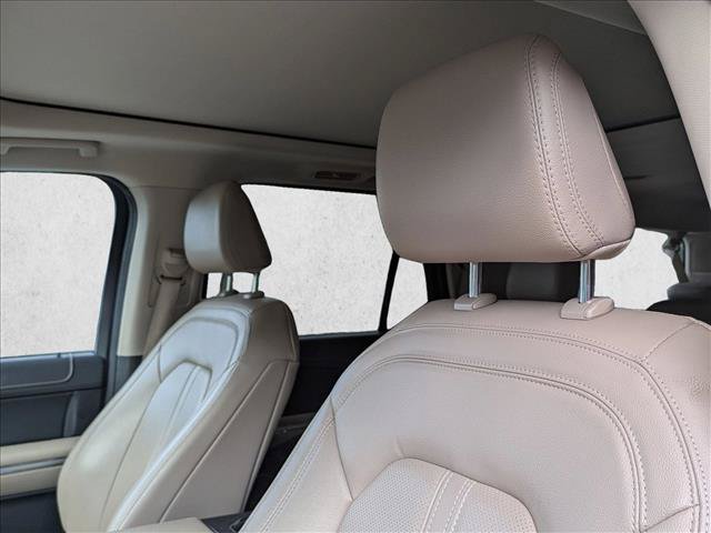 Used 2022 Ford Expedition Max Limited AWD/4WD image 14