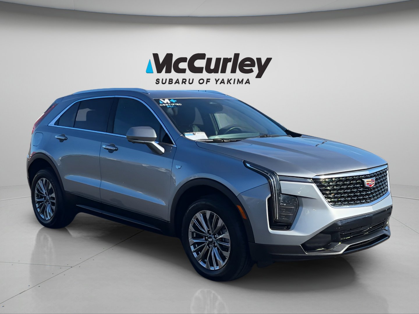 Used 2025 Cadillac XT4 Premium Luxury image 13