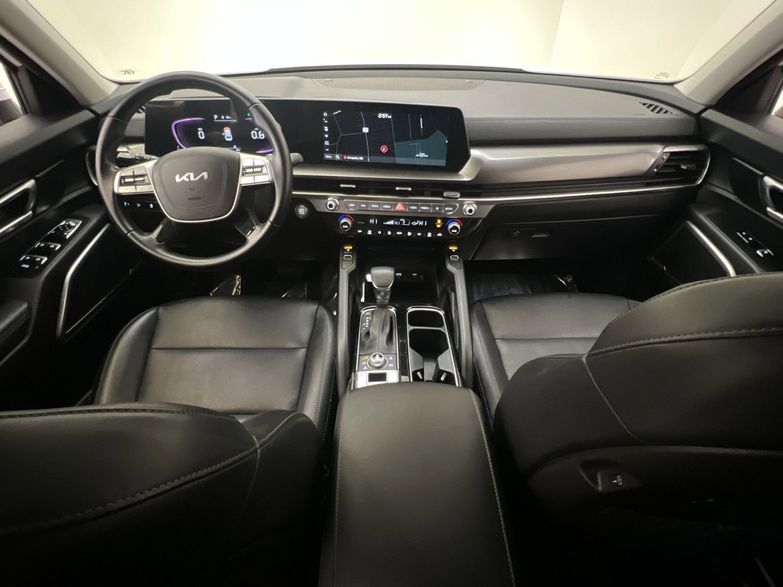 Used 2023 Kia Telluride S image 21