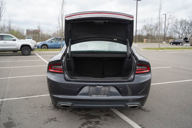 Used 2018 Dodge Charger SXT image 16