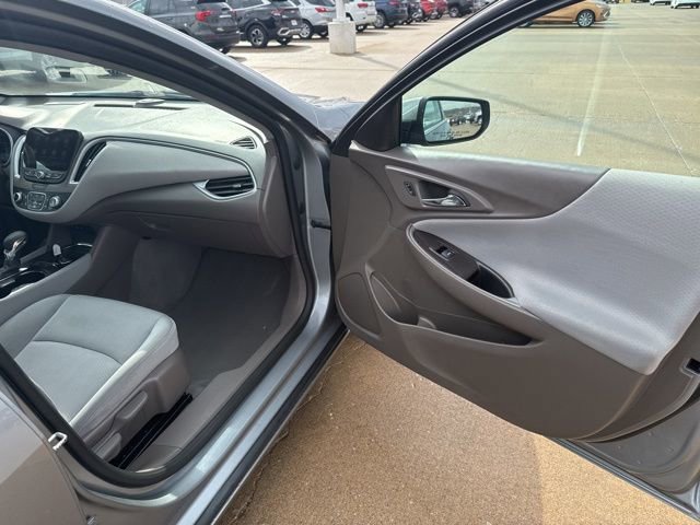 Used 2024 Chevrolet Malibu LT image 45