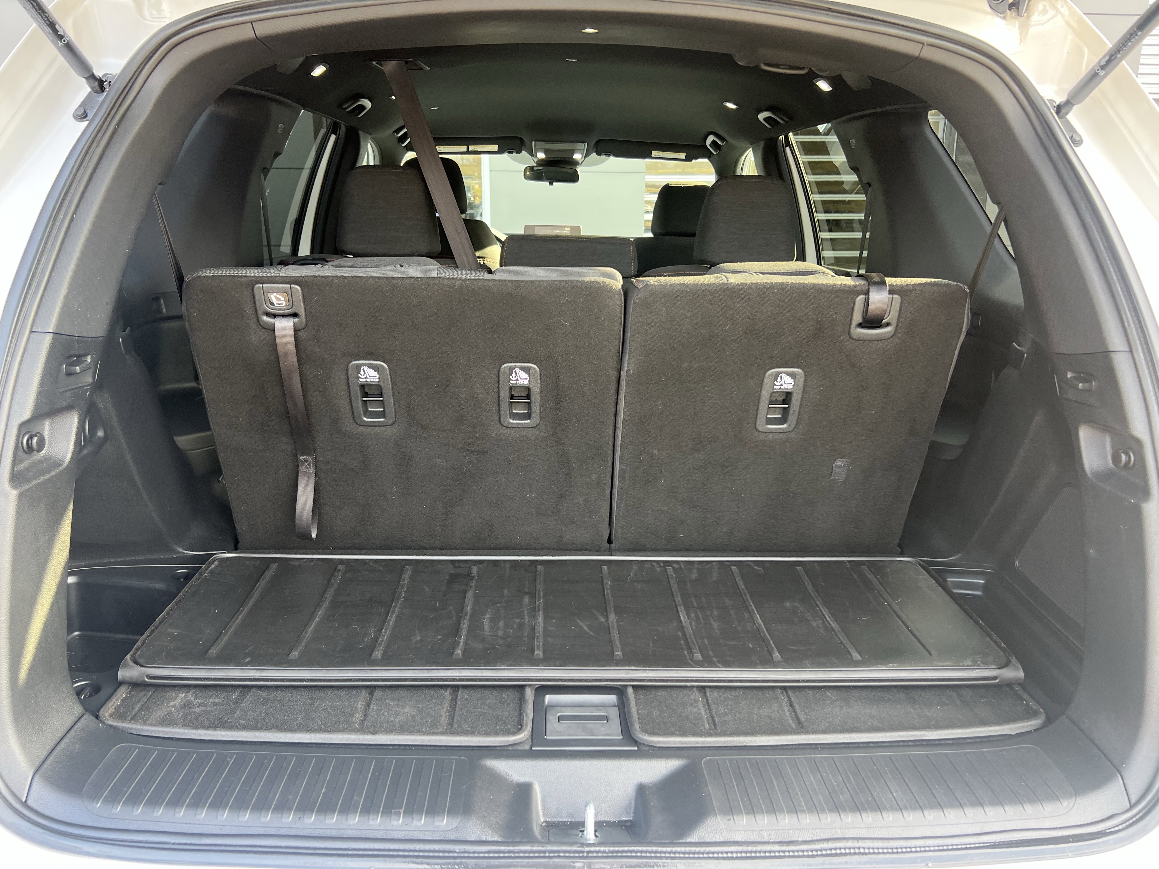 Used 2025 Honda Pilot Sport image 34