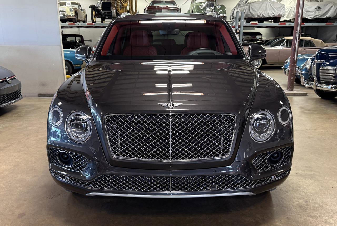 Used 2018 Bentley Bentayga image 6