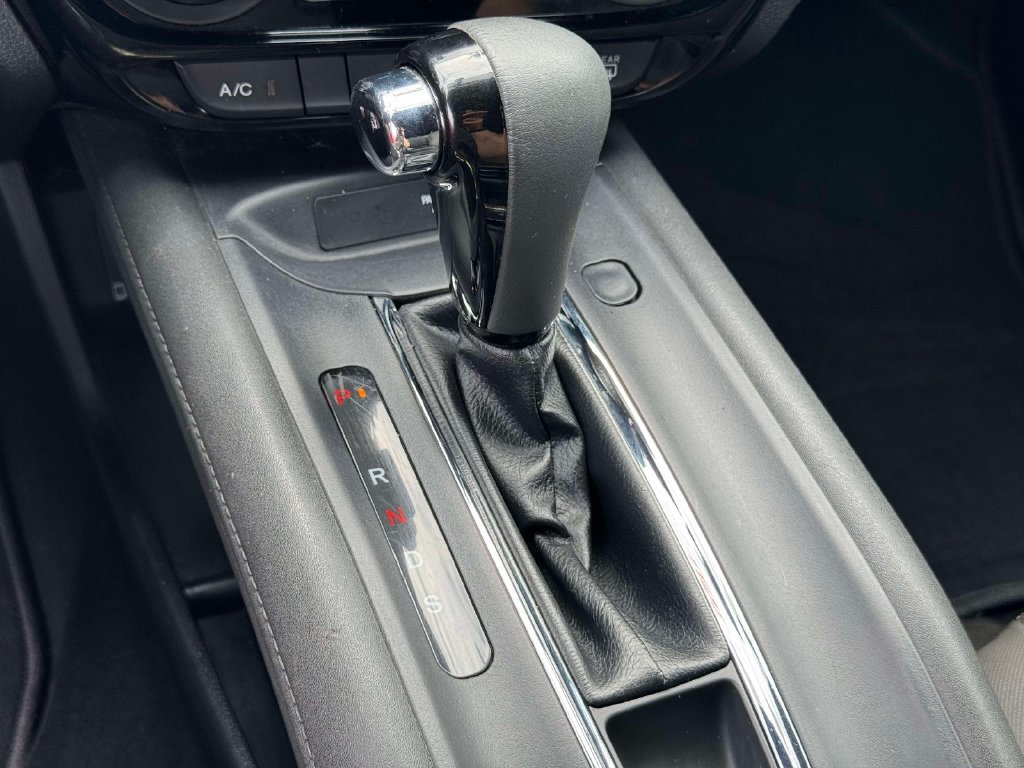 Used 2020 Honda HR-V Sport image 27