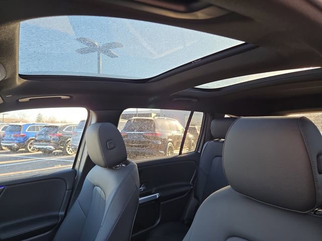 New 2026 Mercedes-Benz GLB 250 4MATIC image 24