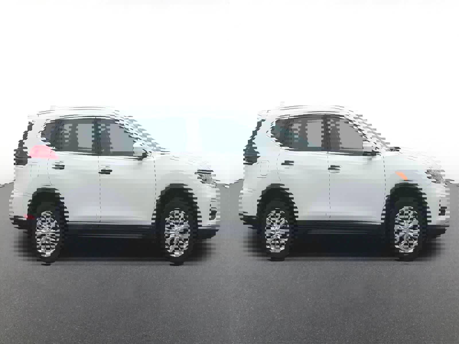 Used 2018 Nissan Rogue S AWD/4WD image 7