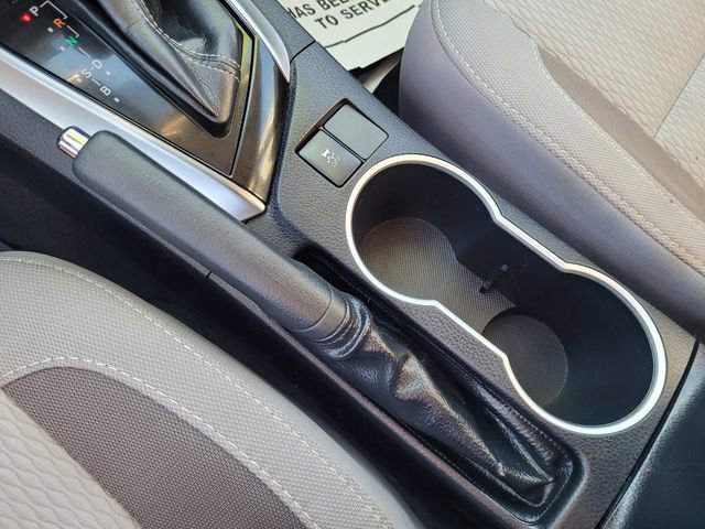 Used 2019 Toyota Corolla LE image 16