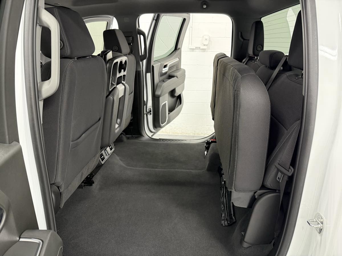 Used 2024 Chevrolet Silverado 1500 RST w/ Z71 Off-Road Package image 15