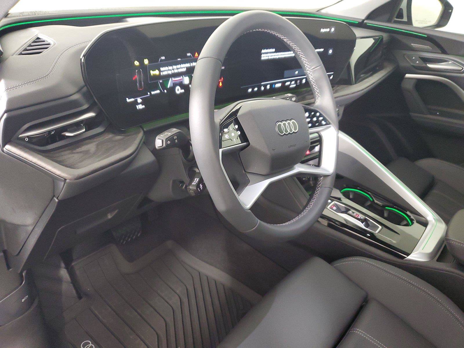 Used 2025 Audi Q5 Premium AWD/4WD image 24