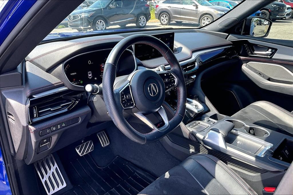 Used 2023 Acura MDX A-Spec AWD/4WD image 15
