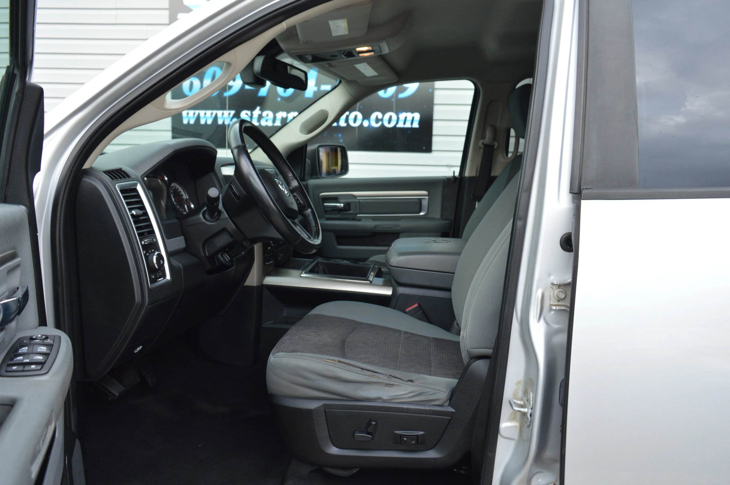 Used 2014 RAM 1500 Big Horn image 10