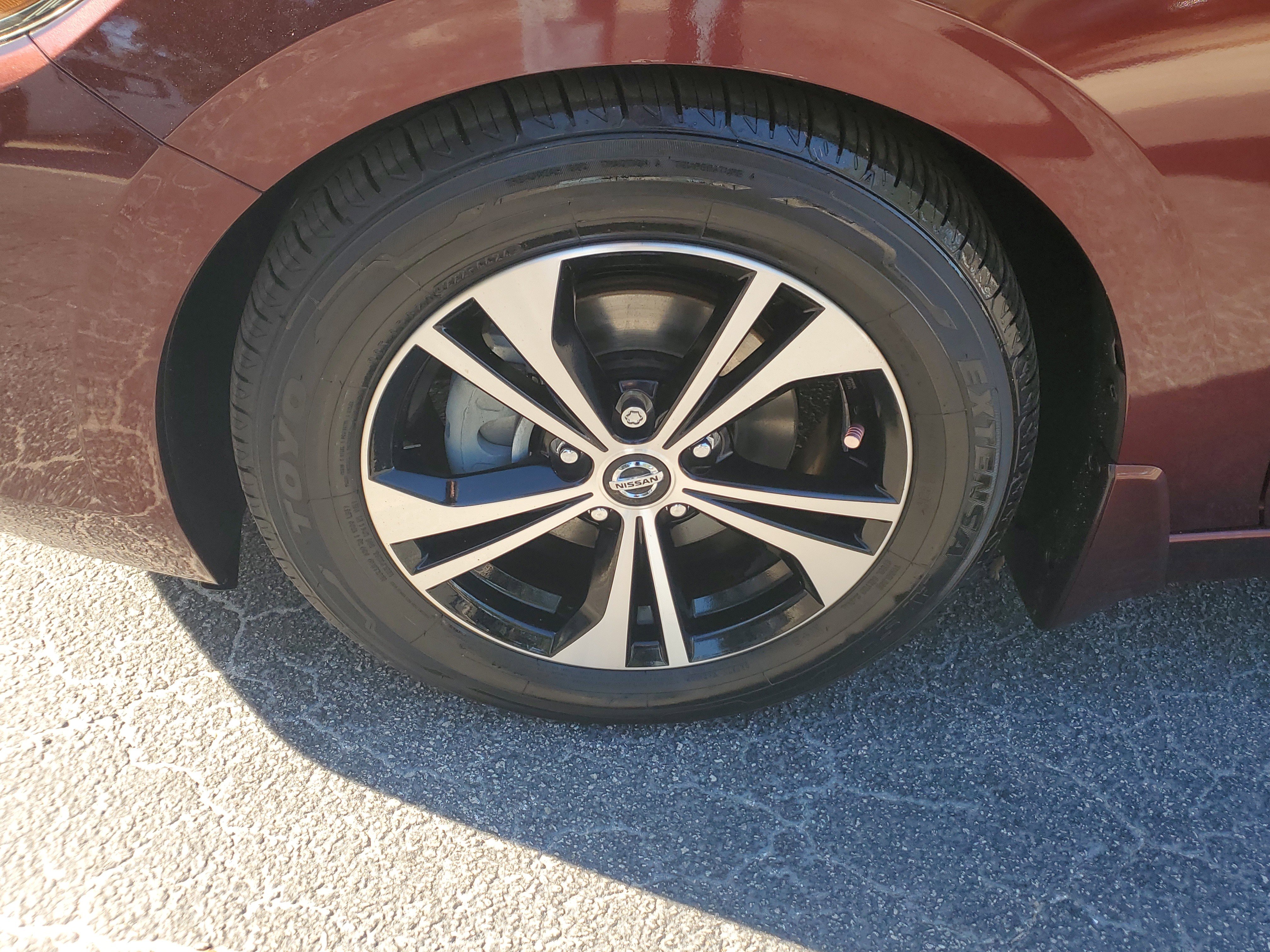 Used 2021 Nissan Sentra SV image 4