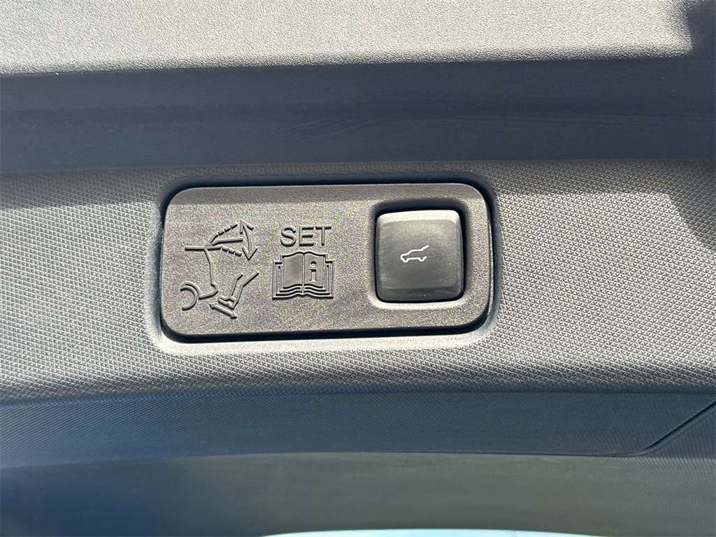 Used 2022 Ford Mustang Mach-E GT w/ GT Performance Edition image 7