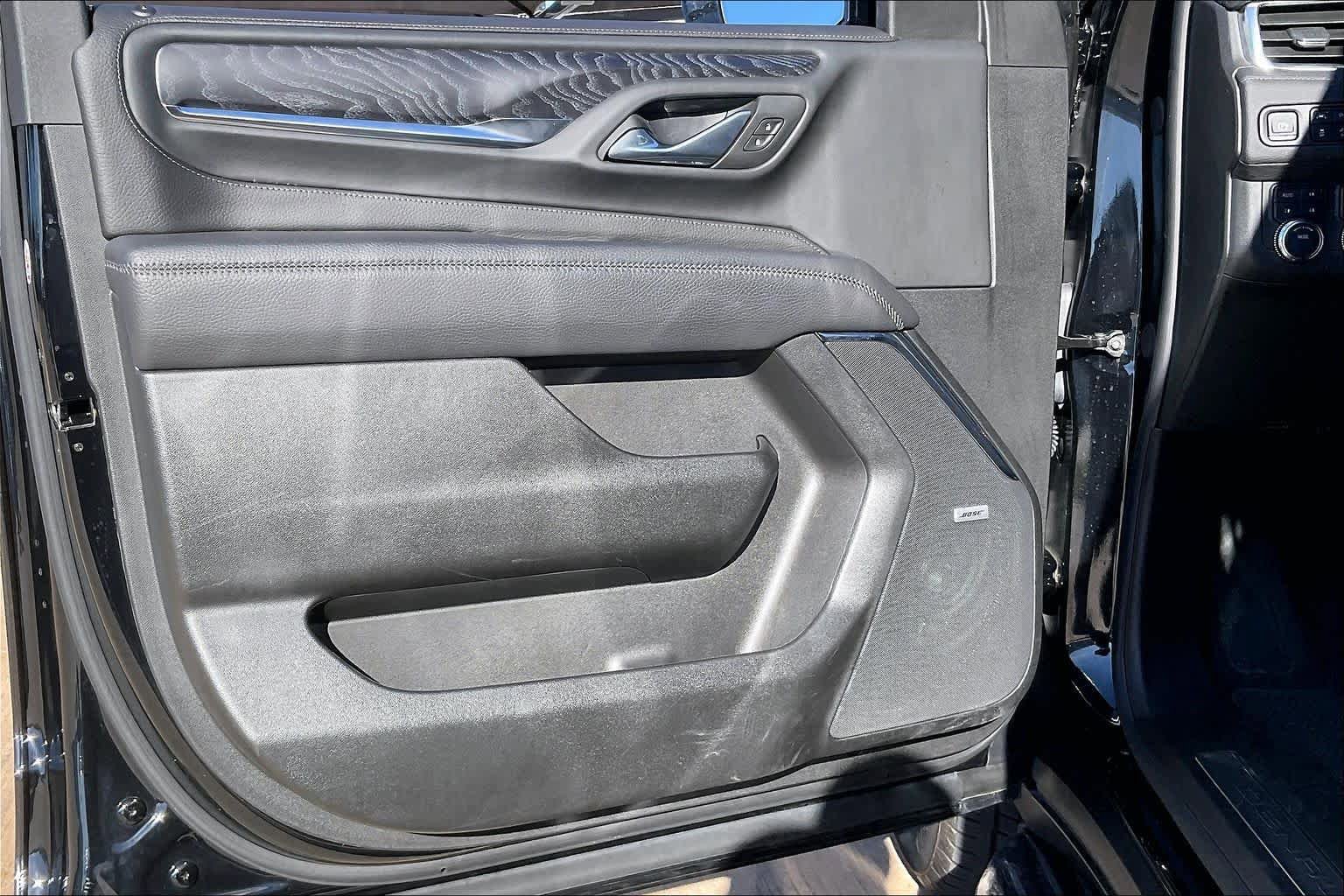 Used 2024 GMC Yukon Denali AWD/4WD image 21