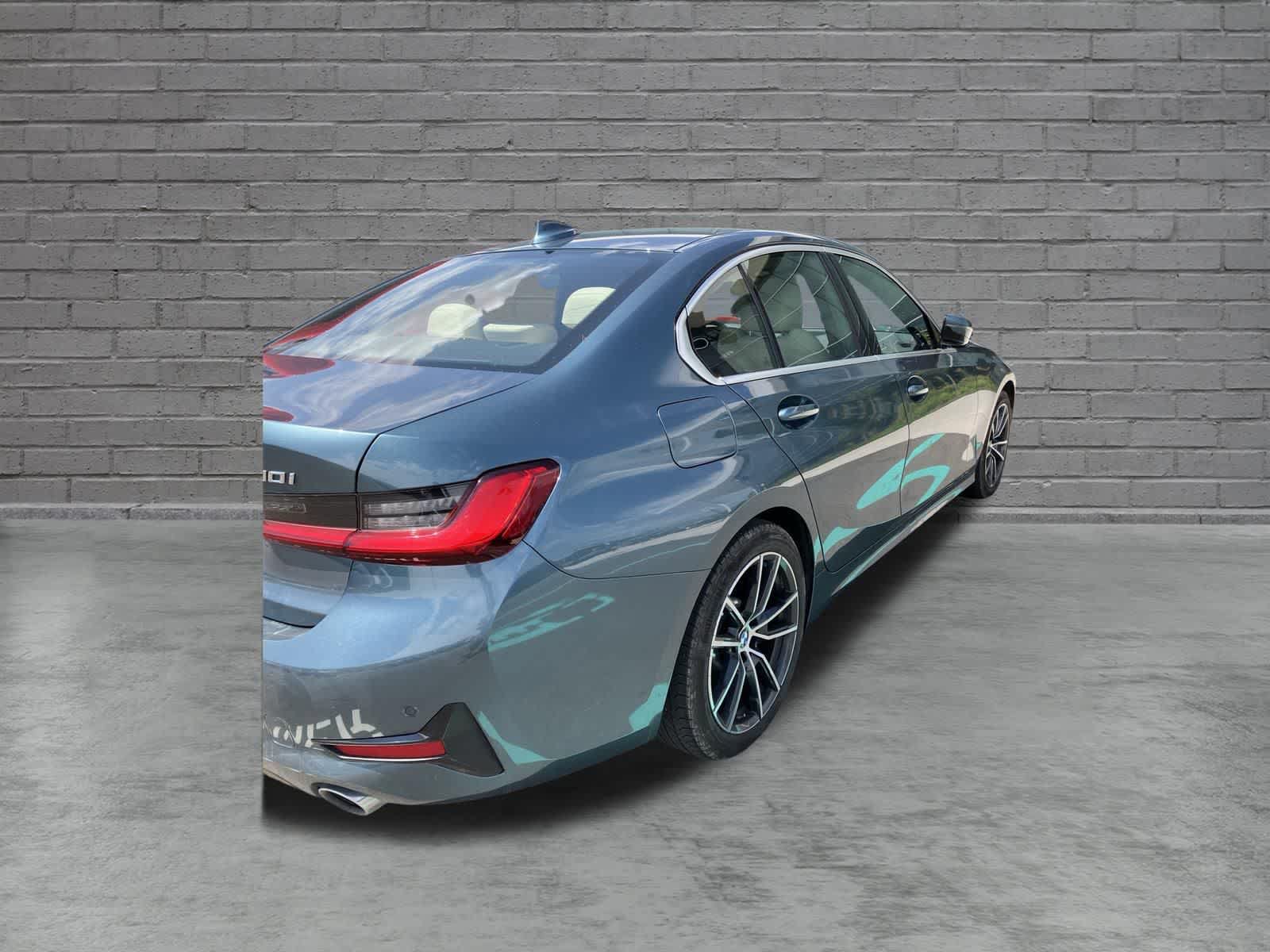 Used 2021 BMW 330i xDrive Sedan w/ Convenience Package AWD/4WD image 11
