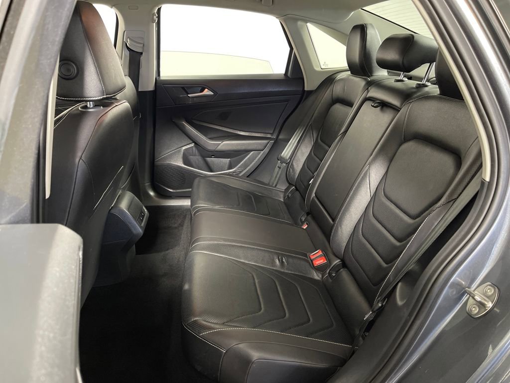 Used 2022 Volkswagen Jetta SEL image 13