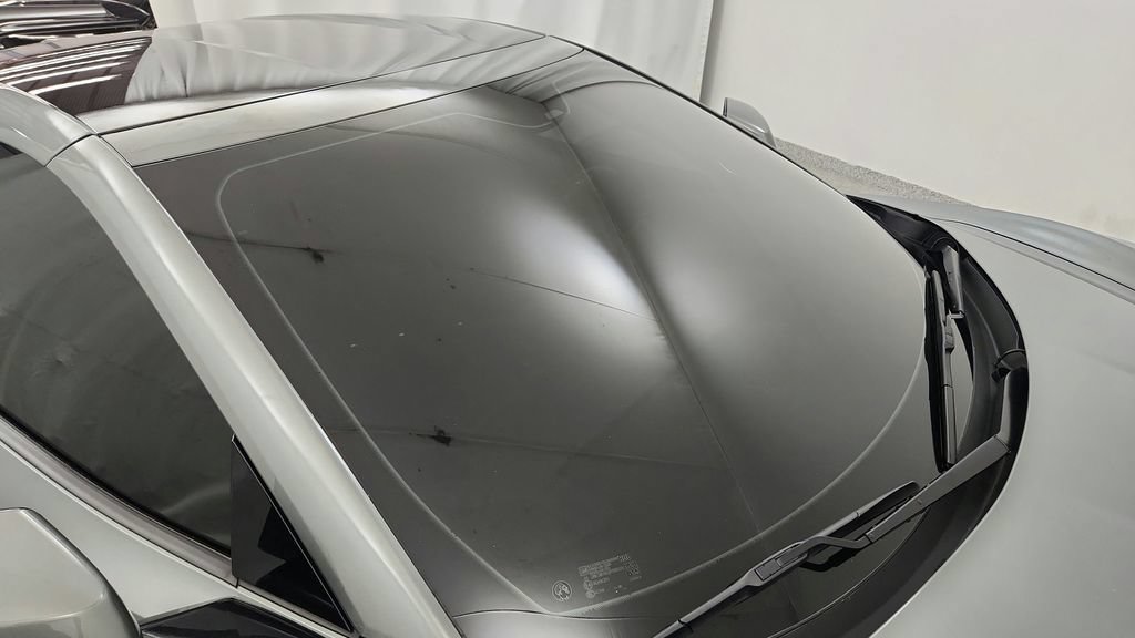 Used 2023 Chevrolet Corvette Z06 w/ Z07 Performance Package RWD image 31