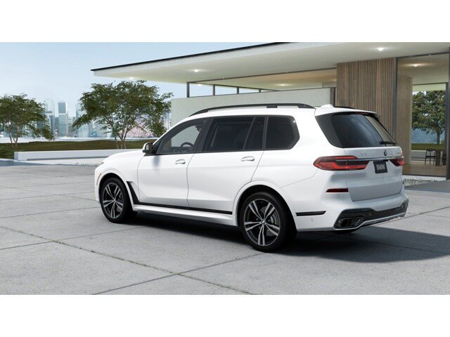 New 2027 BMW X7 xDrive40i w/ M Sport Package AWD/4WD image 2