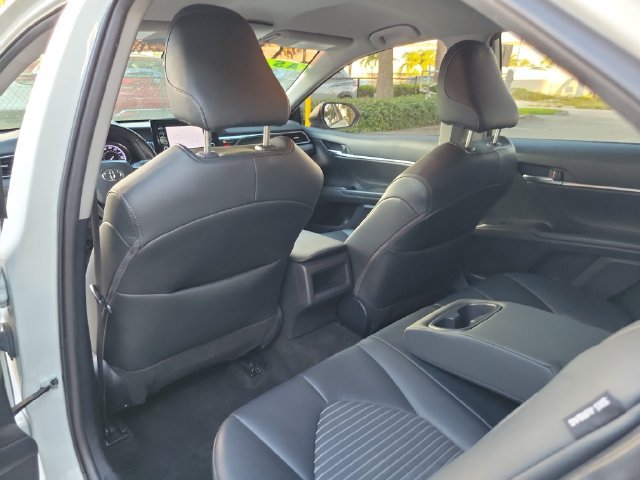 Used 2023 Toyota Camry SE AWD/4WD image 8