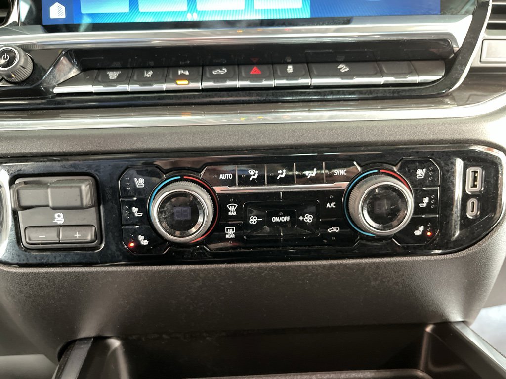 Used 2024 Chevrolet Silverado 2500 LTZ w/ LTZ Convenience Package image 25