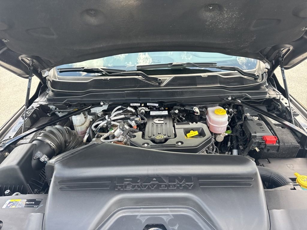 Used 2026 RAM 2500 Laramie AWD/4WD image 33