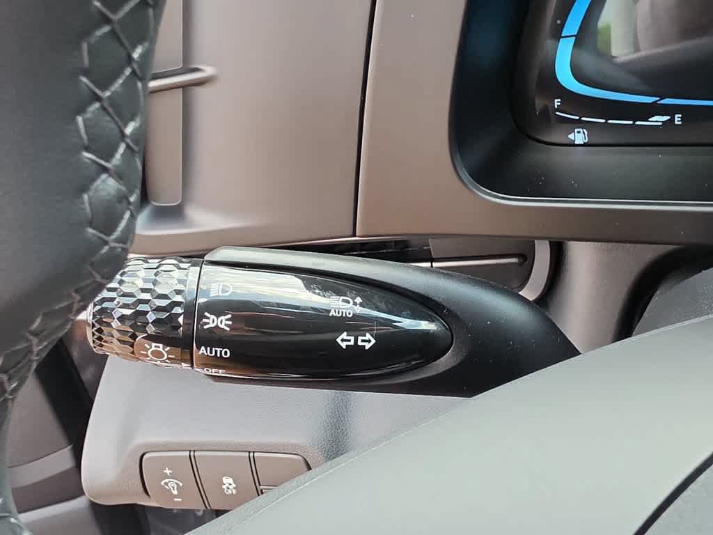New 2026 Hyundai Elantra SEL Sport FWD image 28
