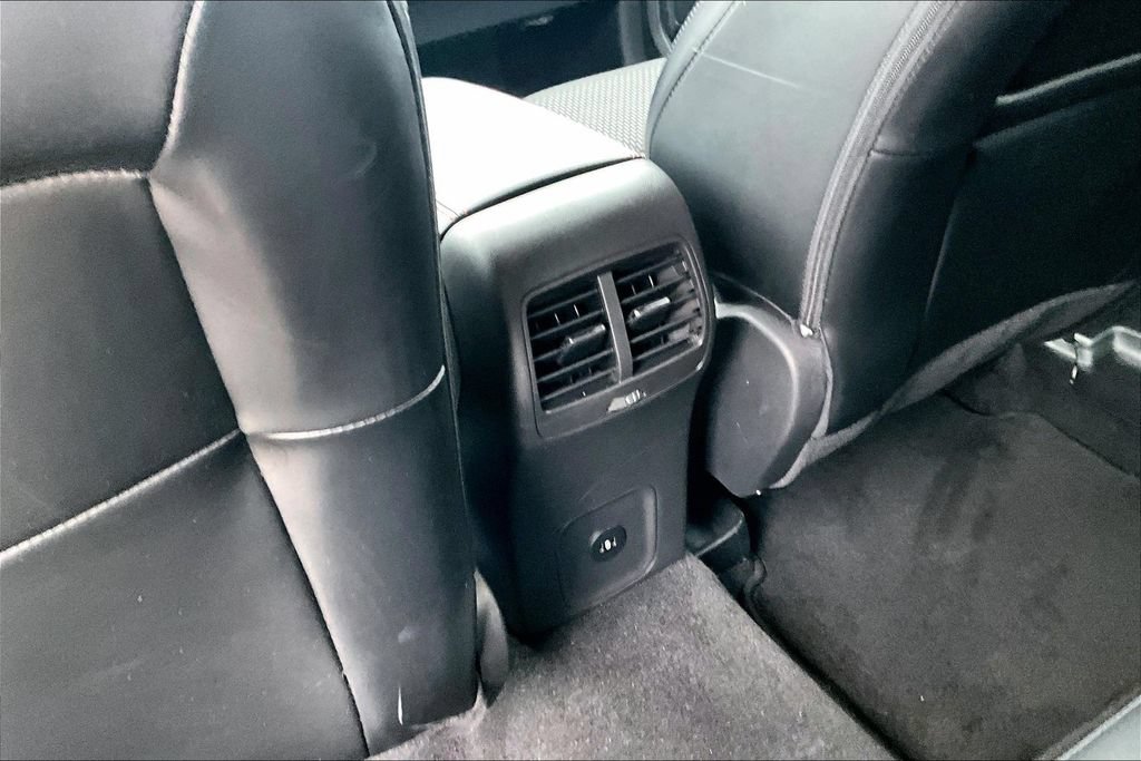 Used 2024 Ford Escape ST-Line w/ Tech Pack #1 AWD/4WD image 33