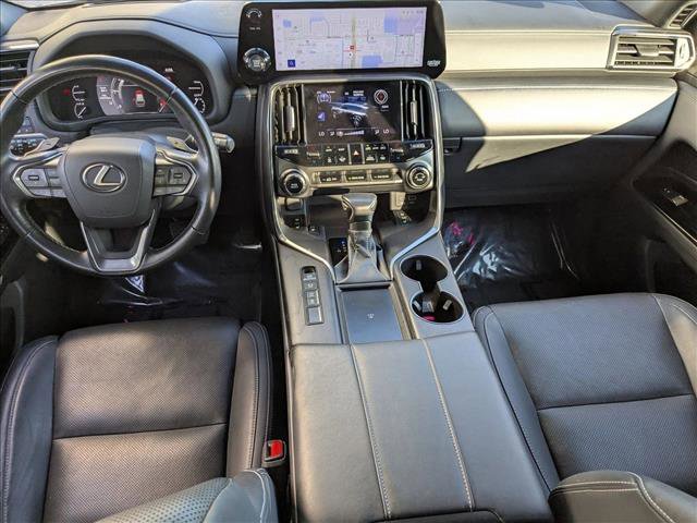 Used 2023 Lexus LX 600 LX 600 Premium w/ Appearance Package image 18