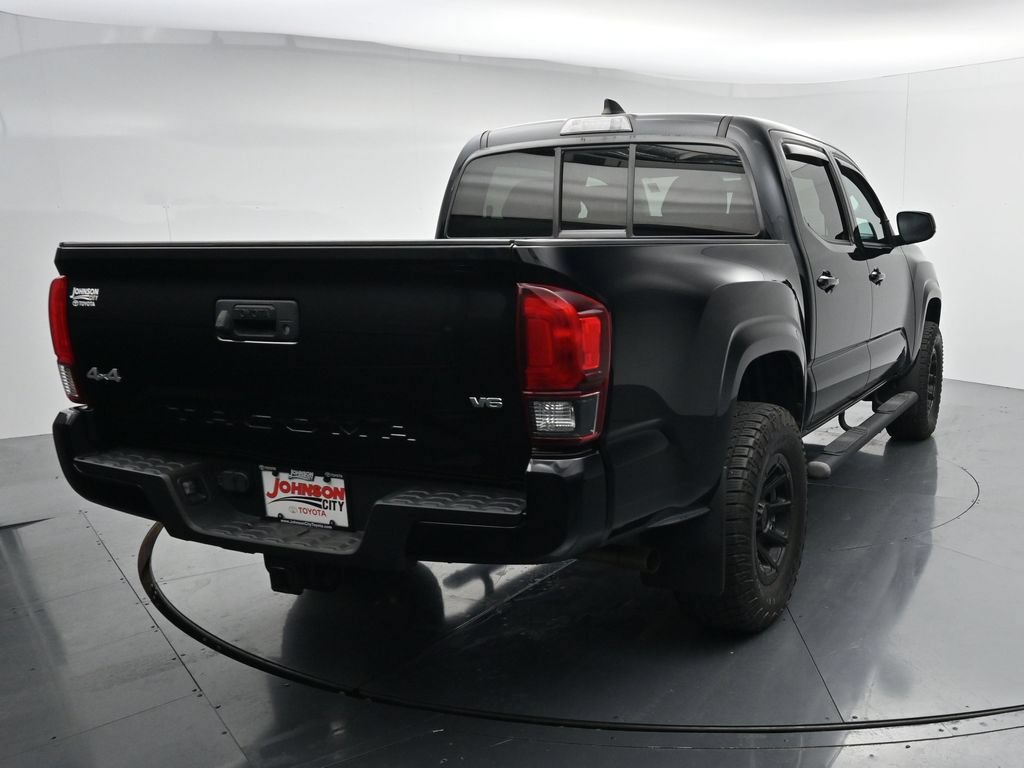 Used 2020 Toyota Tacoma SR AWD/4WD image 6