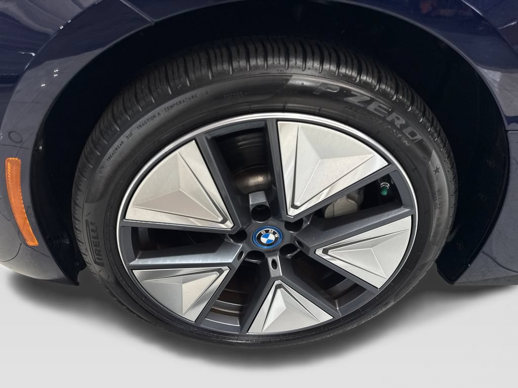 Used 2024 BMW i4 eDrive35 w/ Premium Package RWD image 87