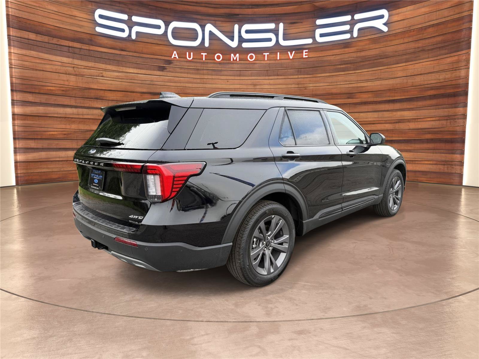 New 2026 Ford Explorer Active w/ Active Comfort Package AWD/4WD image 6