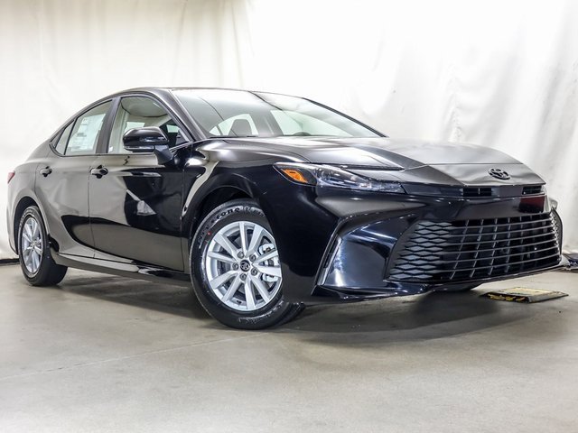 New 2026 Toyota Camry LE image 2