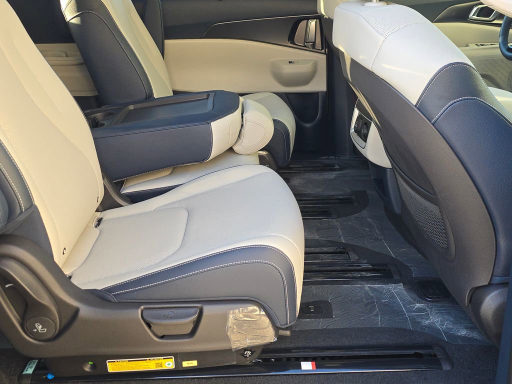 New 2026 Kia Carnival SX Prestige image 11