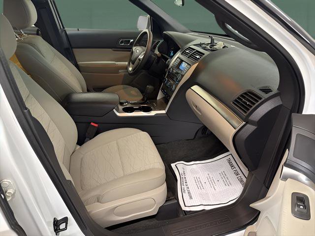 Used 2015 Ford Explorer 4WD image 16