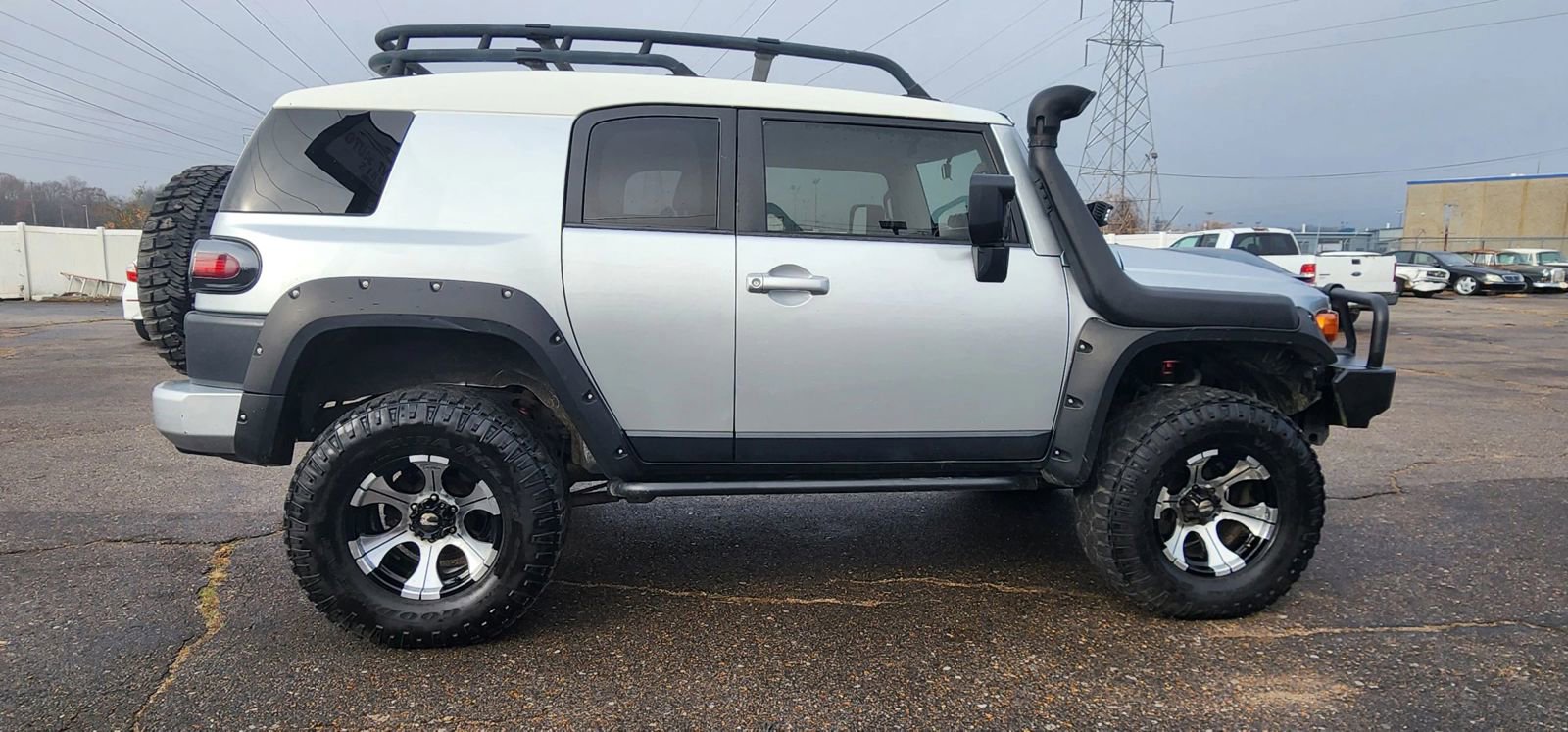 Used 2007 Toyota FJ Cruiser 4WD image 2