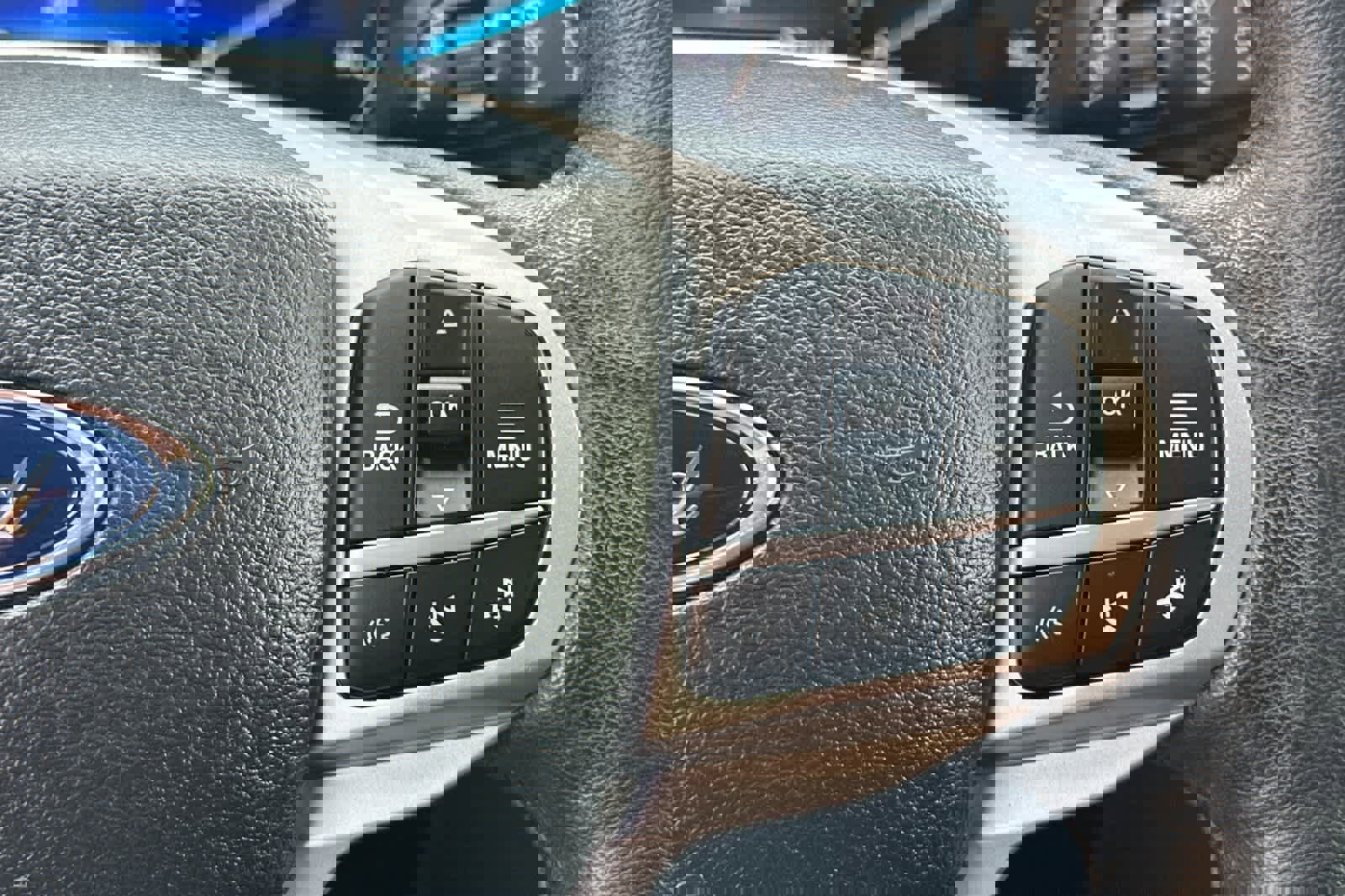 Used 2022 Ford Explorer XLT w/ Class IV Trailer Tow Package image 28