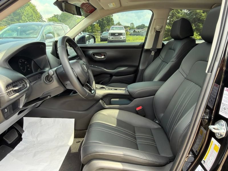 Used 2025 Honda HR-V EX-L image 17