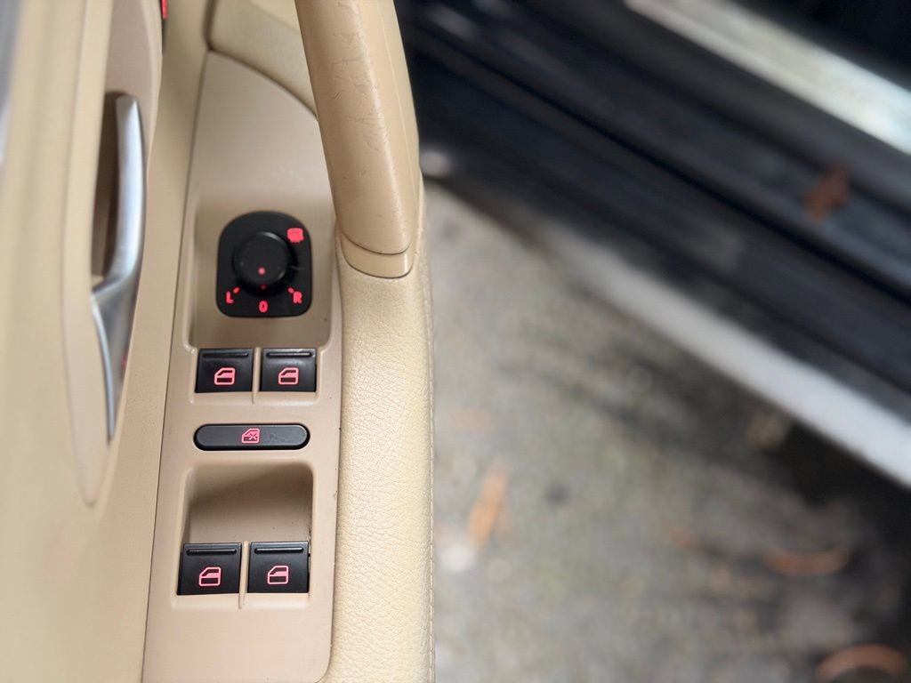 Used 2015 Volkswagen CC Sport FWD image 32