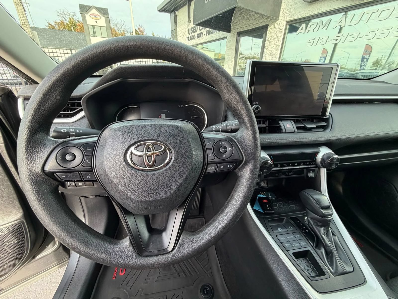 Used 2023 Toyota RAV4 XLE AWD/4WD image 19
