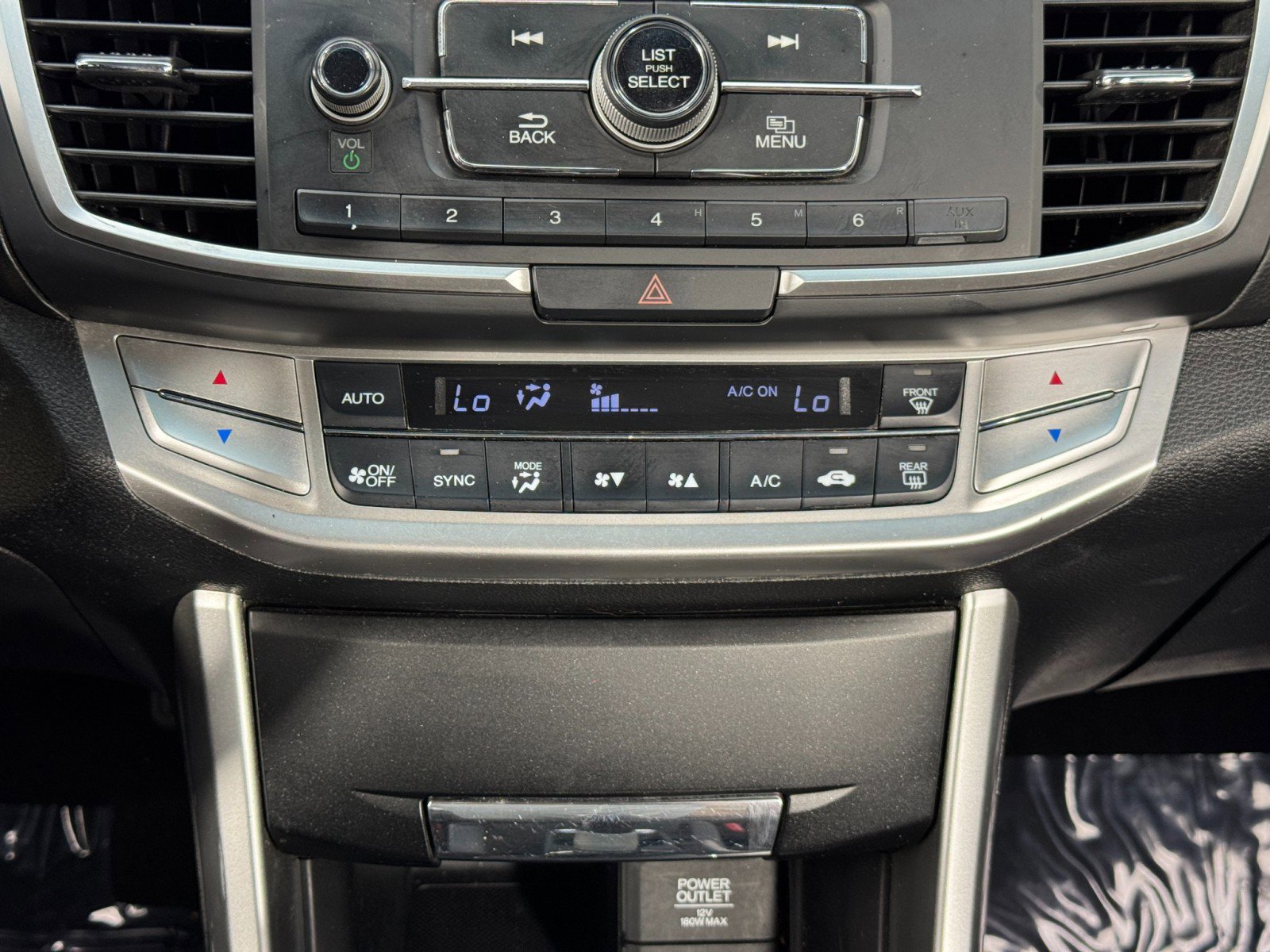 Used 2015 Honda Accord LX image 25